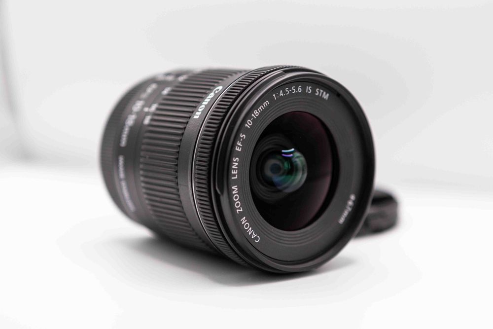 Canon 10-18mm EF-S obiectiv