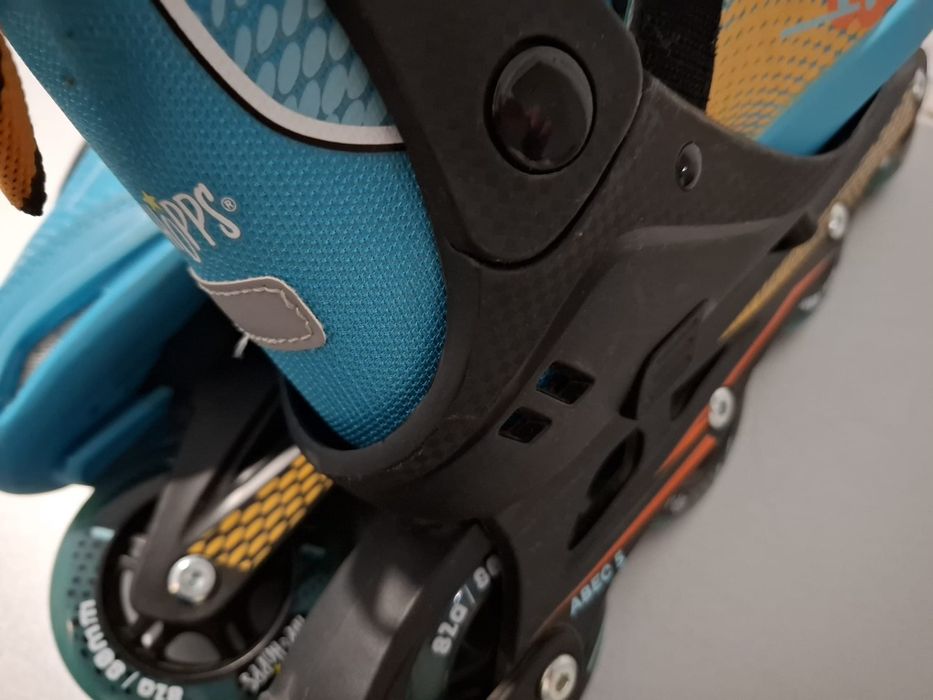 Role în linie, reglabile