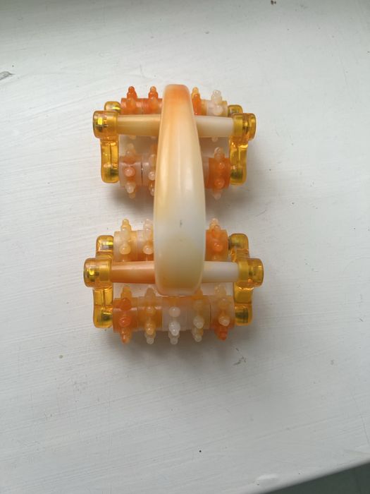 Продам массажер для тела