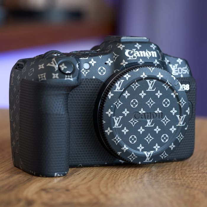Фотоаппарат Canon EOS R8