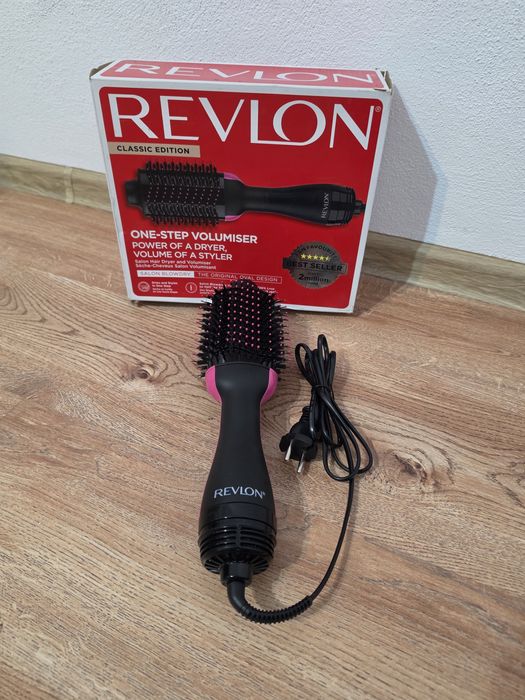Perie electrică REVLON One-Step Volumiser (2 în 1)