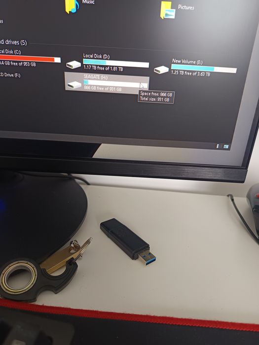 Hdd SeaGate de 1 tb în cutie de 2tb