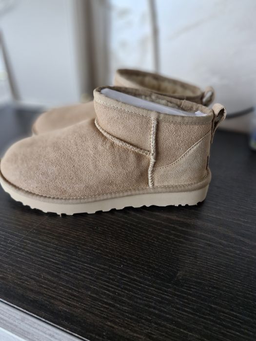 Ugg Mini, noi! Mar 38!