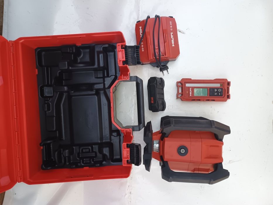 Laser panta canalizare hilti pr40 nuron. La cutie cu receptor, baterie și incarcator