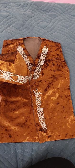 Национальный жакет для мальчика