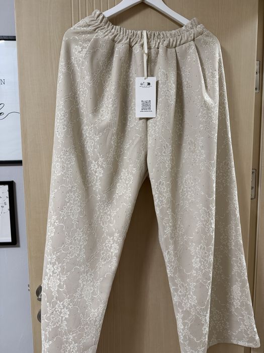 Дамски сет с дантела и камъни