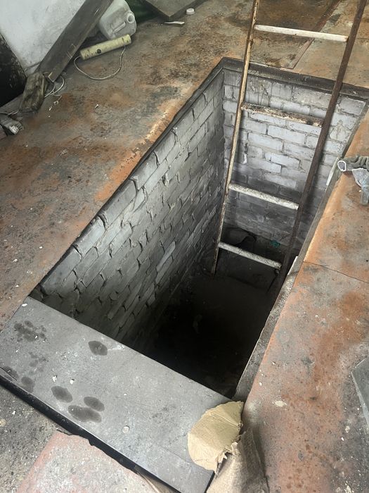 Гараж кирпичный продам