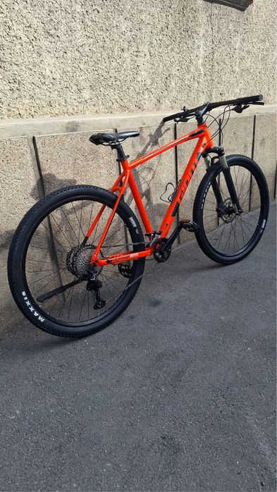 Vand MTB Hardtail Giant Terrago XC roti pe 29“ 12 Viteze