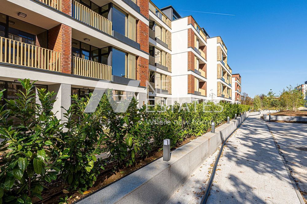 Продава се Двустаен апартамент в София, Бояна - 85 кв.м за 2005 €/кв.м - Снимка #6