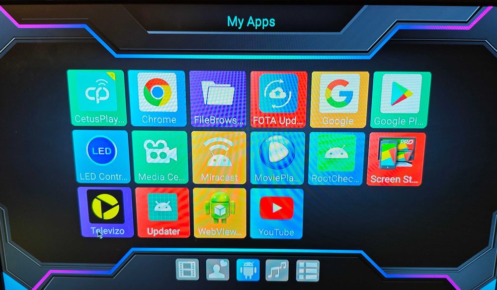 Продавам Android TV Box x96 x4 4GB RAM/64GB eMMC/8K с IP ТЕЛЕВИЗИЯ