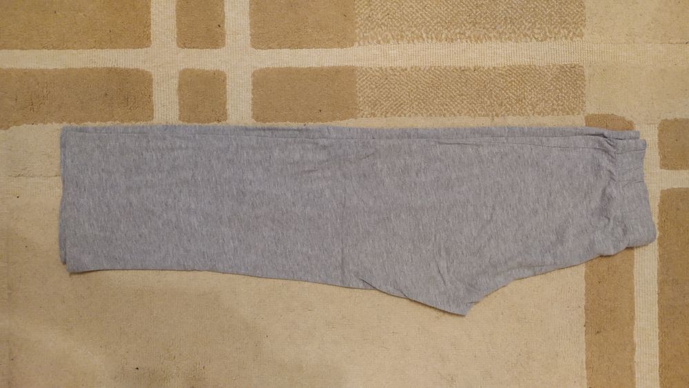 Разпродажба на дрехи (долнища) за момче 152см.