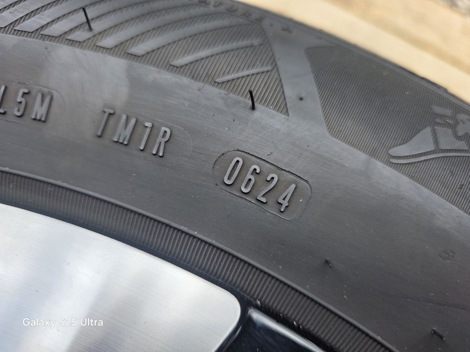 4бр. летни гуми 215/60/16 GoodYear