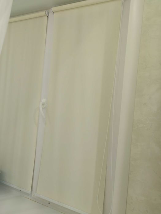 Продам рол шторы оконные