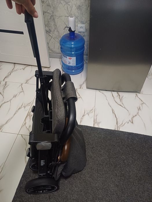 Продаётся чемодан коляска Кидило