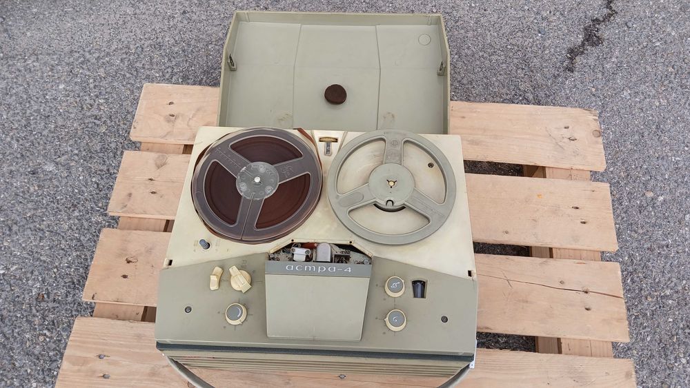 Магнетофон Астра 4