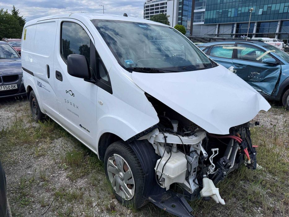 НА ЧАСТИ! Nissan e-NV200 24 kw 2016 г. електрически товарен