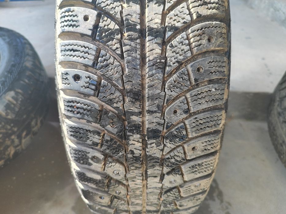 Зимние шины с титановыми дисками