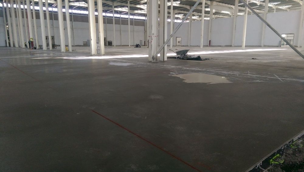 Turnari platforme beton finisat cu elicopterul.Beton elicopterizat .