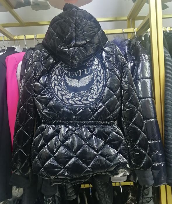 Продам куртку 44-46