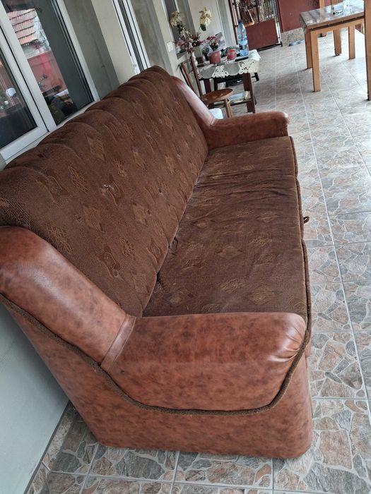 Vand canapea extensibila tip fotoliu