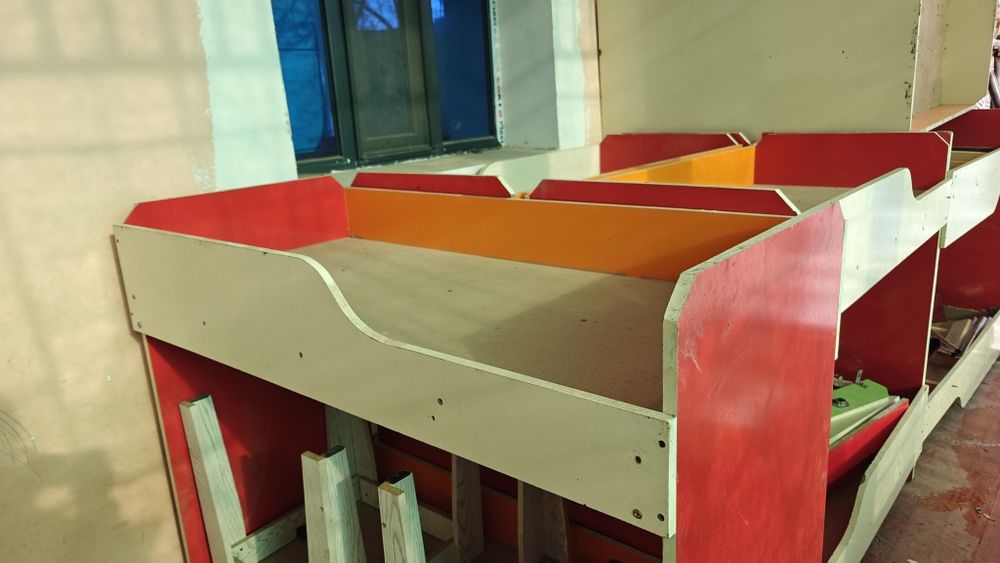 Bog'cha mebellari sotiladi