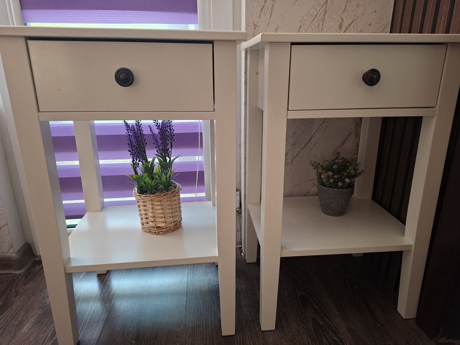 Нощни шкафчета/помощни масички