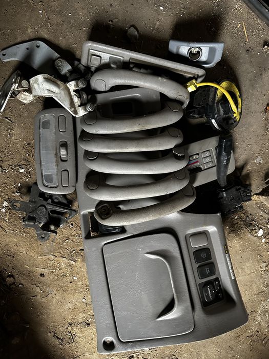 Запчасти estima 2