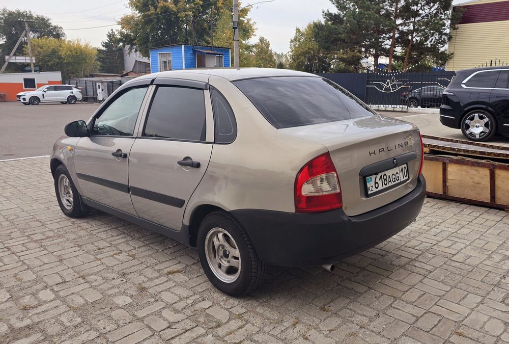 ВАЗ (LADA) KALINA 1118 Седан