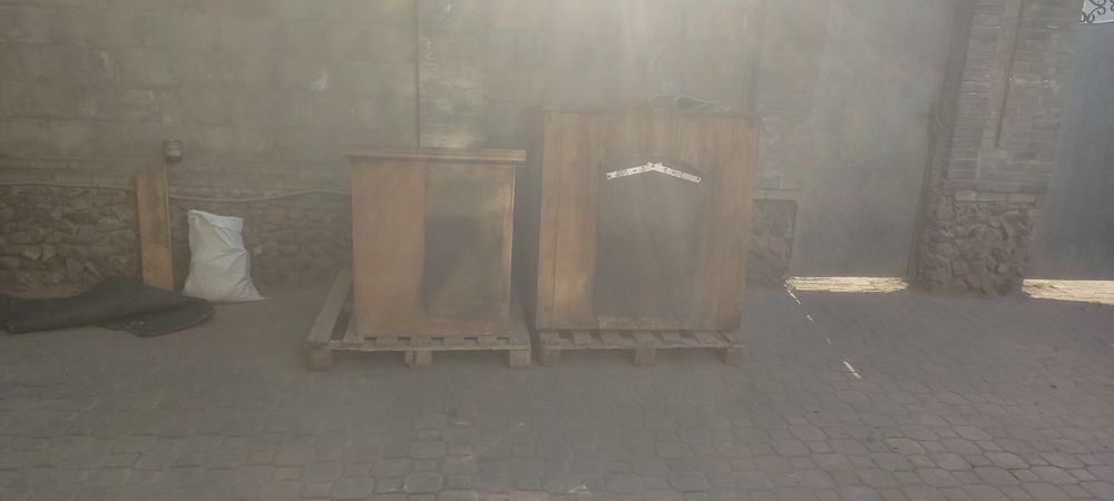 Продам будку для собак