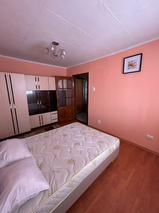Inchiriez apartament cu 2 camere
