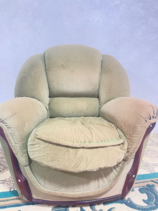 Продается диваны