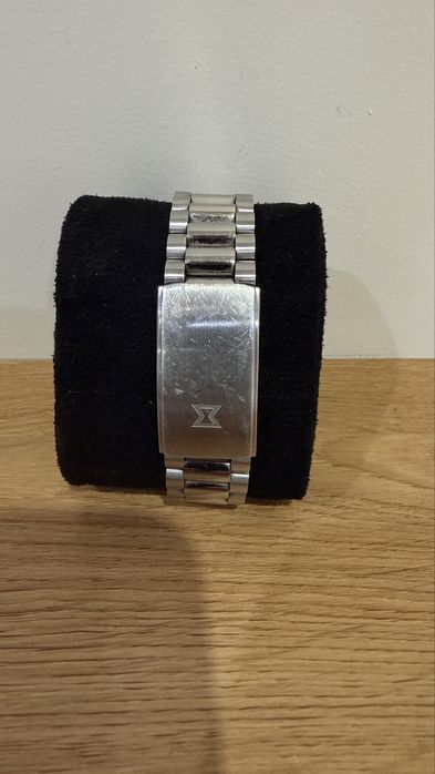 Продавам EDOX Skydiver 70s