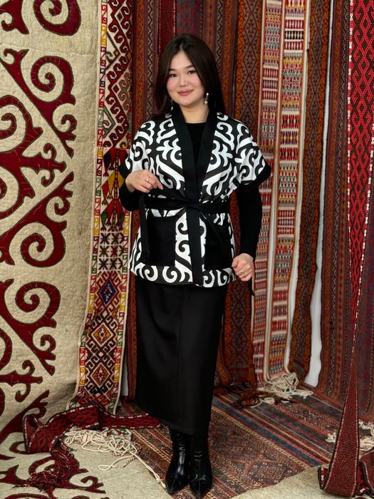 Национальные жилетки