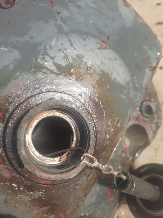 Продавам резервоар за Акме