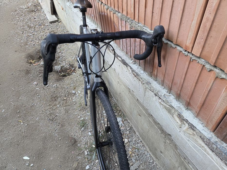 Bicicletă canyon gravel canyon full shimano cues