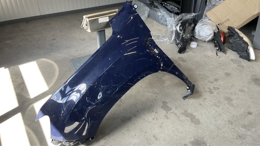 3 броя ляв и 1 брой десен калник Dacia Duster 2 (2017-2024)