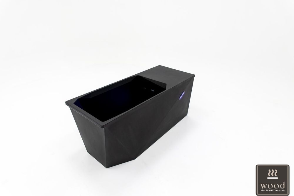 Chill Tub Lite – Cadă profesională pentru terapie cu apă rece, destinată utilizării acasă sau în centre wellness.
