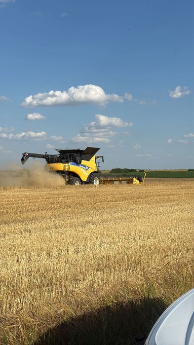 Combină New Holland CR9.90