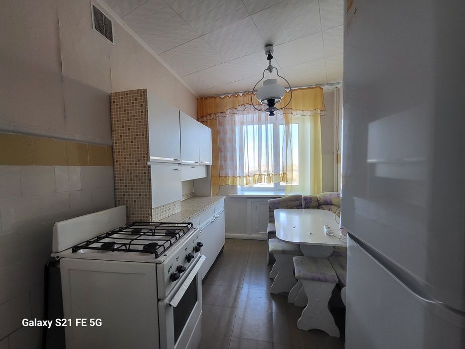 Продам 2комн квартиру по адресу 3микр 10 дом - Widok 2