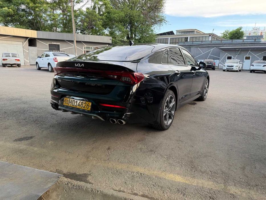 Kia K5 2.0T  //  в идеальном состоянии 21.000km