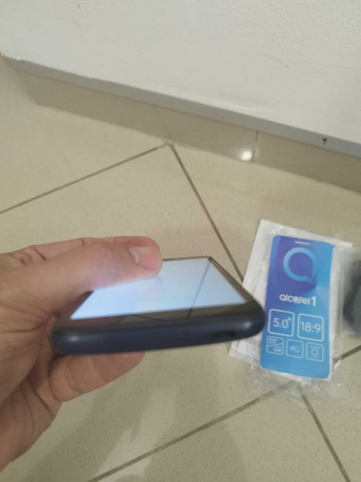 Смартфон Alcatel 1 2019