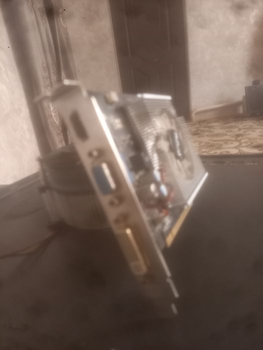 Видеокарта 2 gb jt630 128bit