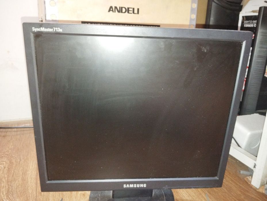 Kompyuter monitor xolati alo darajada donasi 250.000mingdan