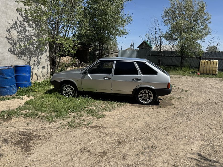 Ваз 2109.Инжектор. 2001гв.