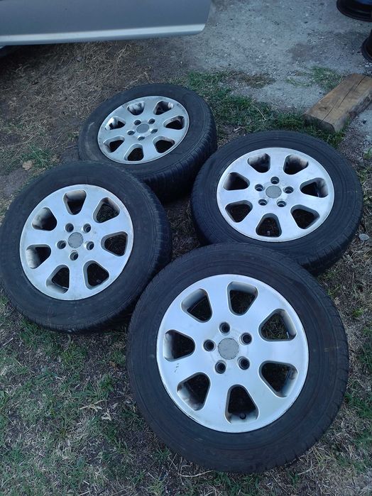 Фолксваген голф 4  Ауди А3 А4   лети джанти 195 65 15 цола