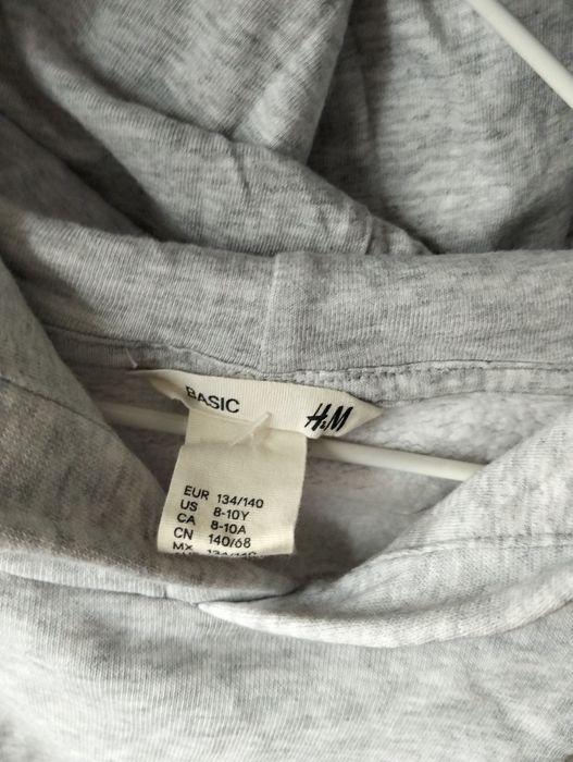 Продам теплые худи и свитер на мальчика.