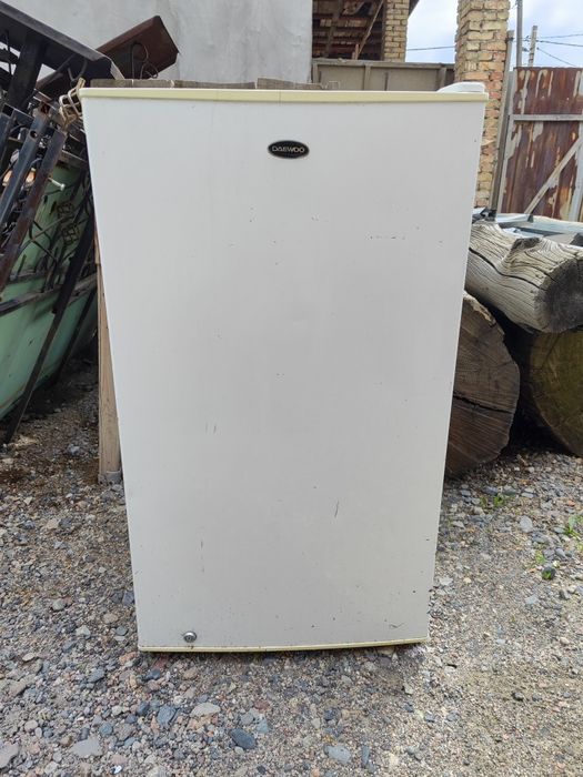 Холодильник рабочий