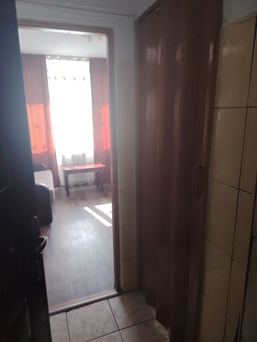 Cameră de cămin cu baie