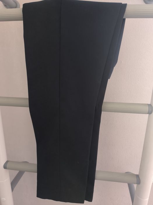 Продам костюм школьный