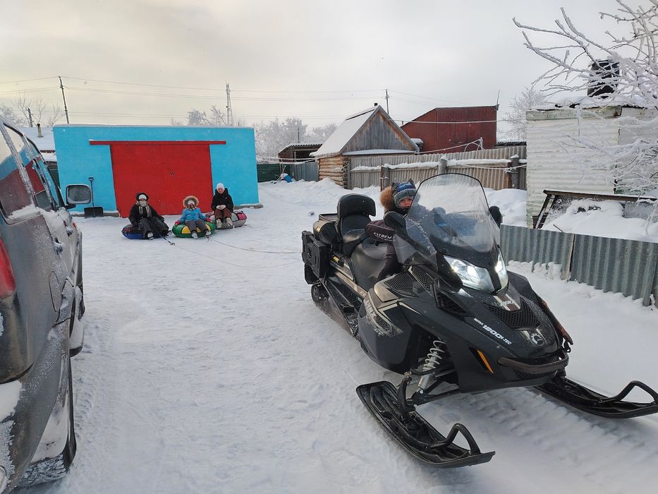 Продам снегоход BRP LYNX 1200